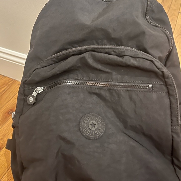 Kipling Seoul Xl backpack and matching lunch box - Picture 3 of 4